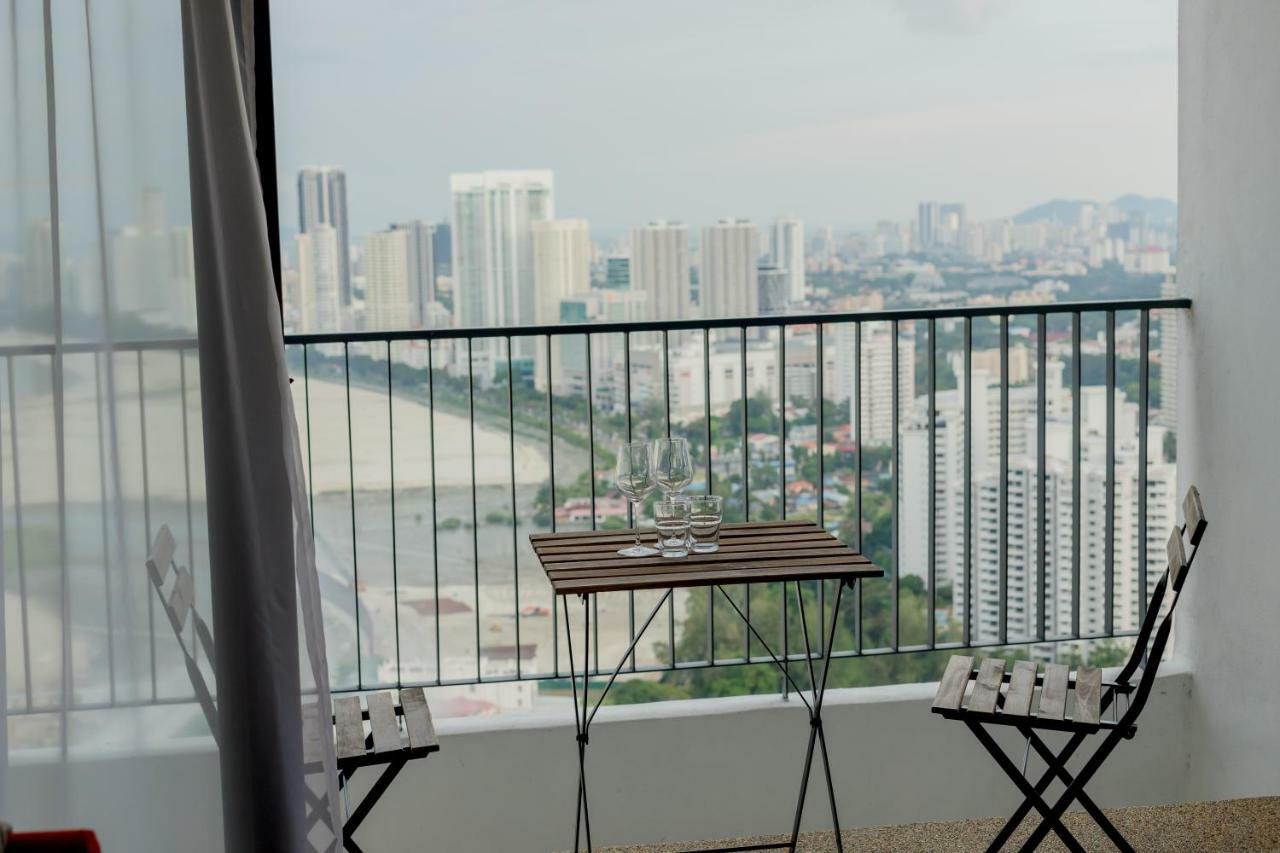 The Landmark Condo, By Sanguine Apartment