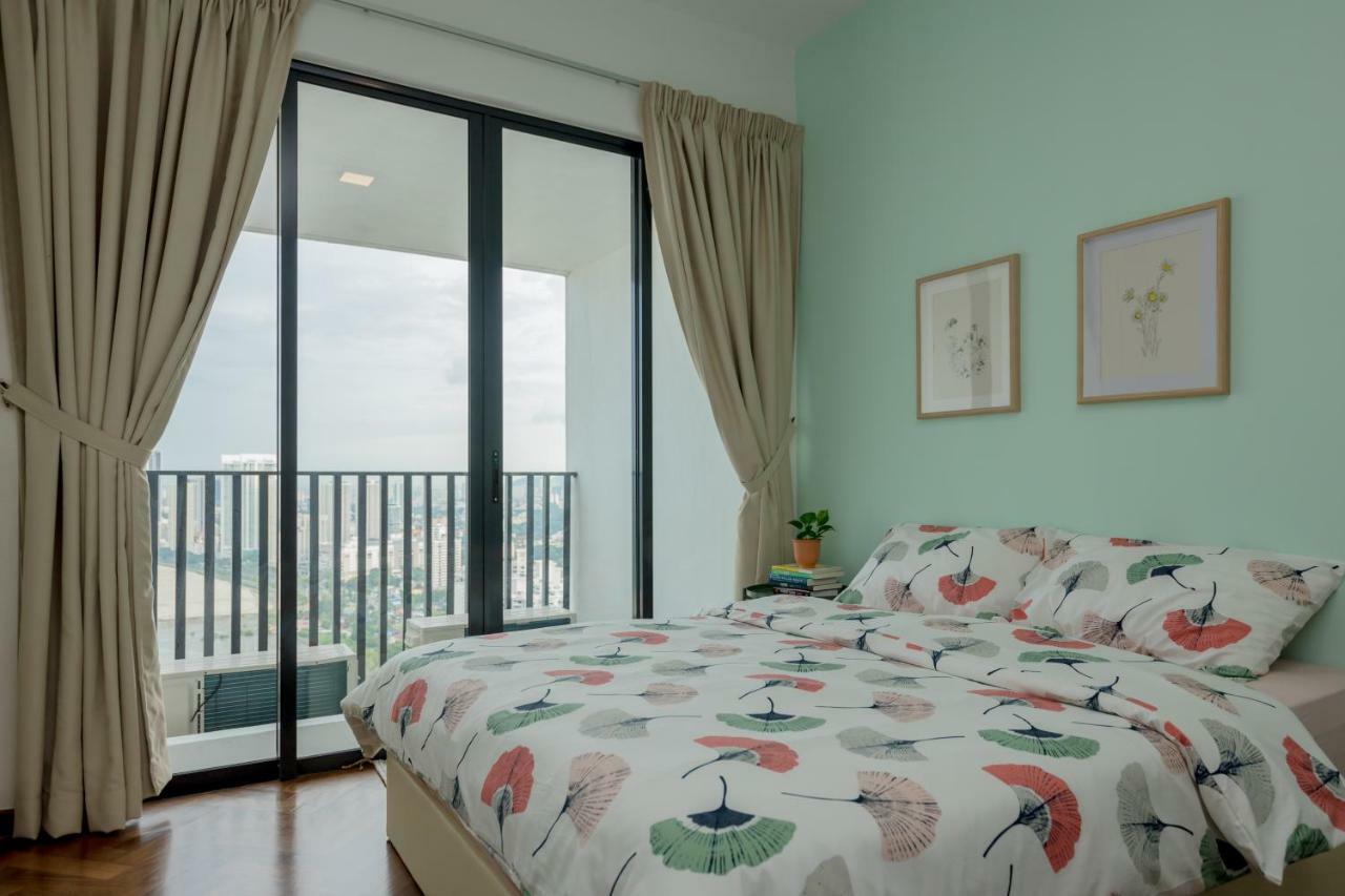 Apartment The Landmark Condo, By Sanguine George Town